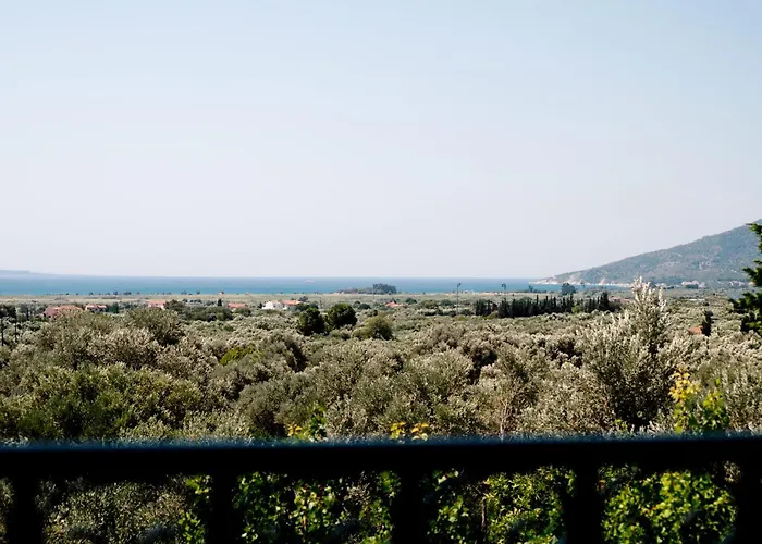 Semesterbostad Ostria